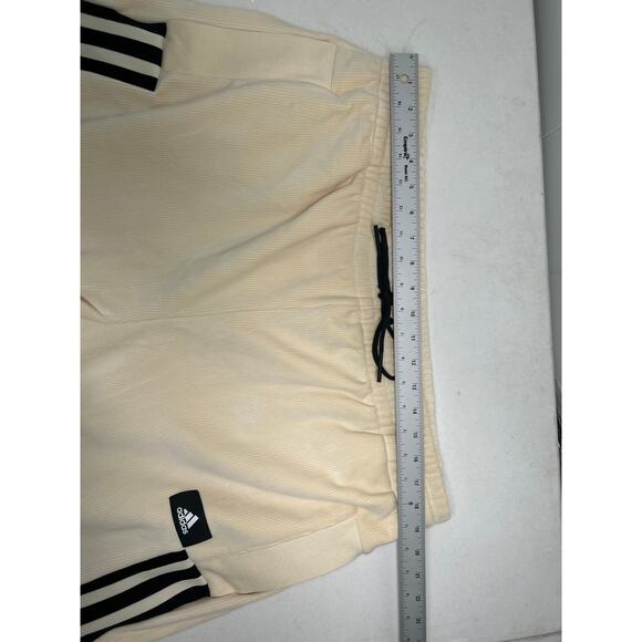NWT Adidas Future Icons Premium Velour Pants Joggers in Beige/Black. Size 2XL - Picture 9 of 10